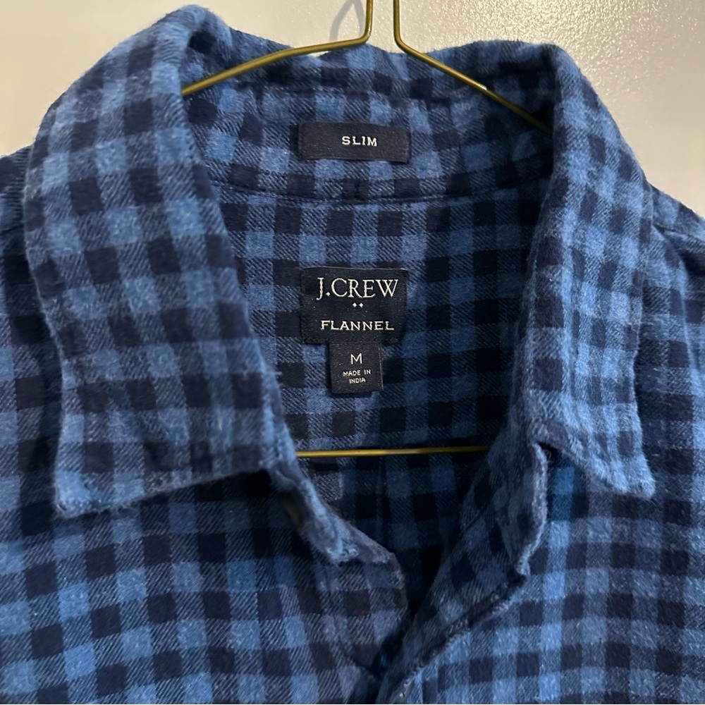 J.Crew Navy and Blue Plaid Flannel Shirt sz M